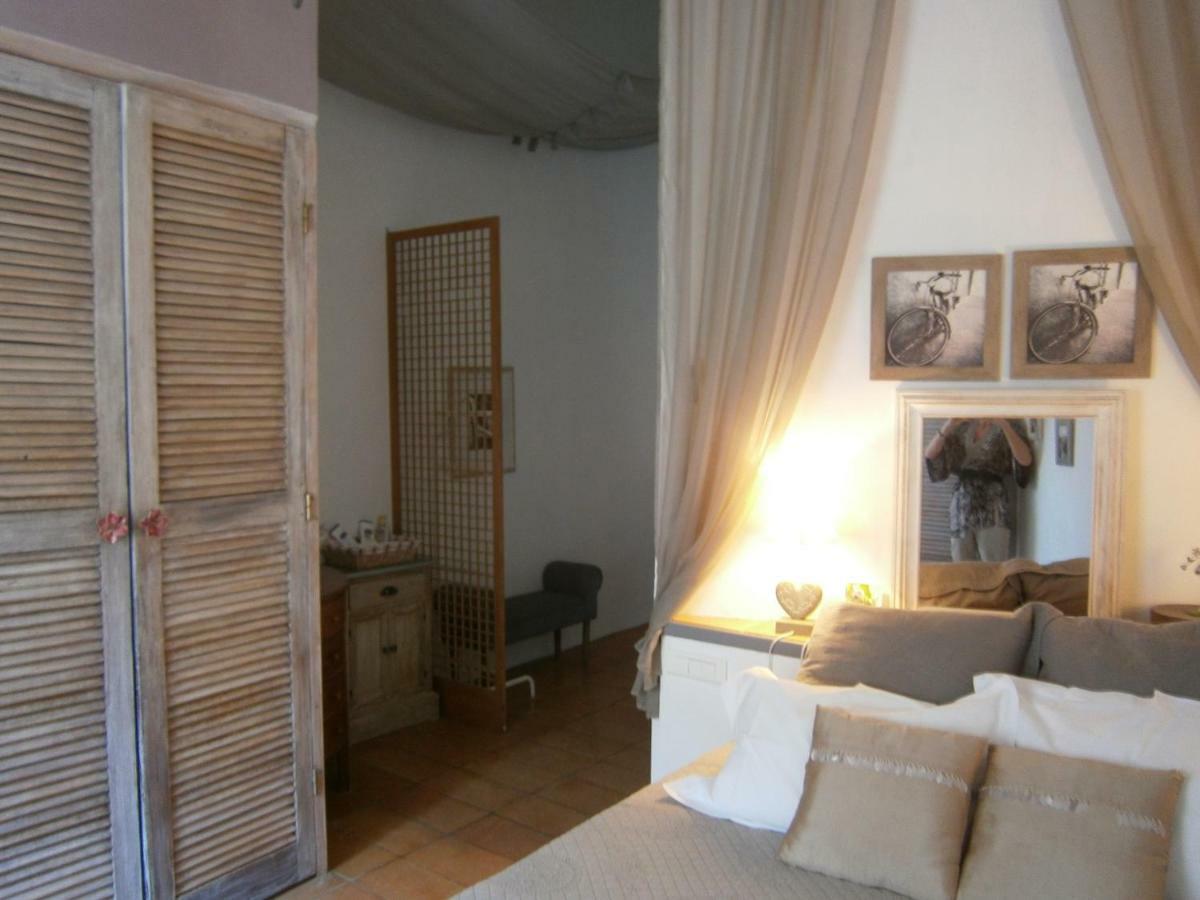 Les Aiguieres En Provence Acomodação com café da manhã Suze-la-Rousse Exterior foto